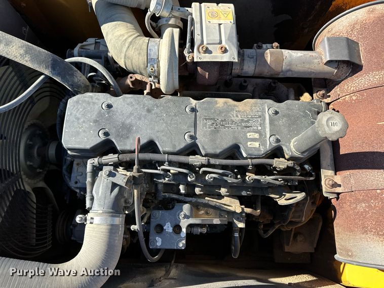 image for item ER8624 2011 Hyundai Robex 290LC-9 excavator