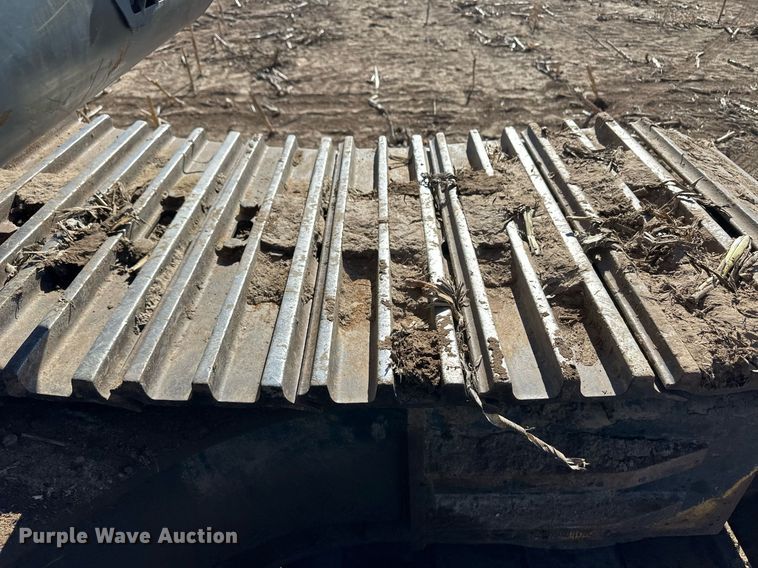 image for item ER8624 2011 Hyundai Robex 290LC-9 excavator