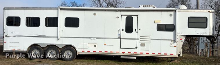 image for item OK9479 2007 Sundowner Sunlite 727 horse trailer