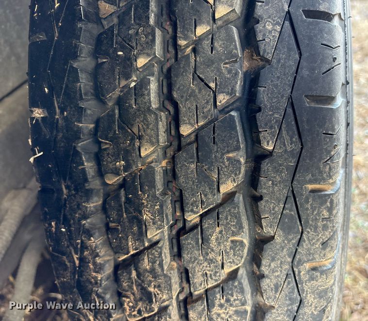 image for item OK9479 2007 Sundowner Sunlite 727 horse trailer