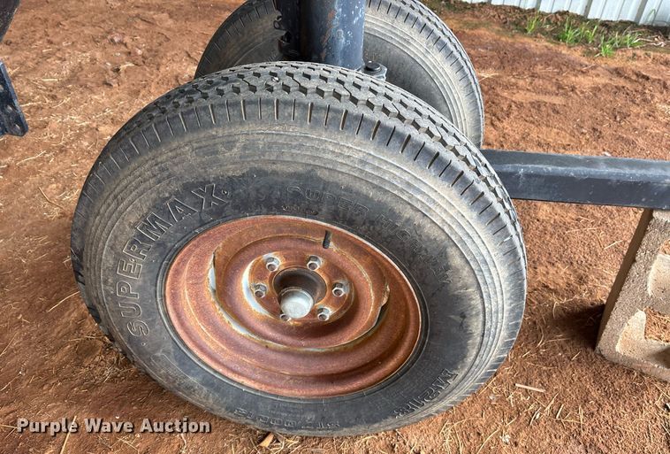 image for item OK9481 2005 John Deere 893 corn head