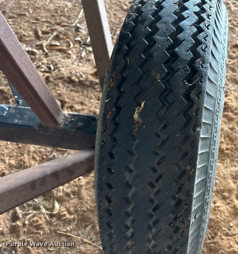 image for item OK9481 2005 John Deere 893 corn head