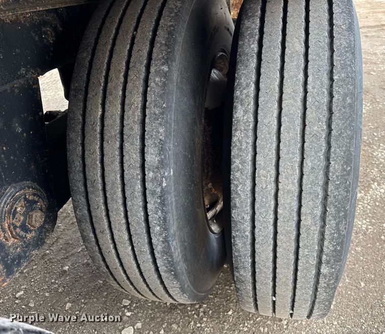 image for item DH9219 1998 Great Dane 7411TJWQA dry van trailer