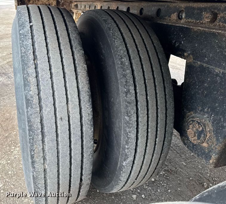 image for item DH9219 1998 Great Dane 7411TJWQA dry van trailer