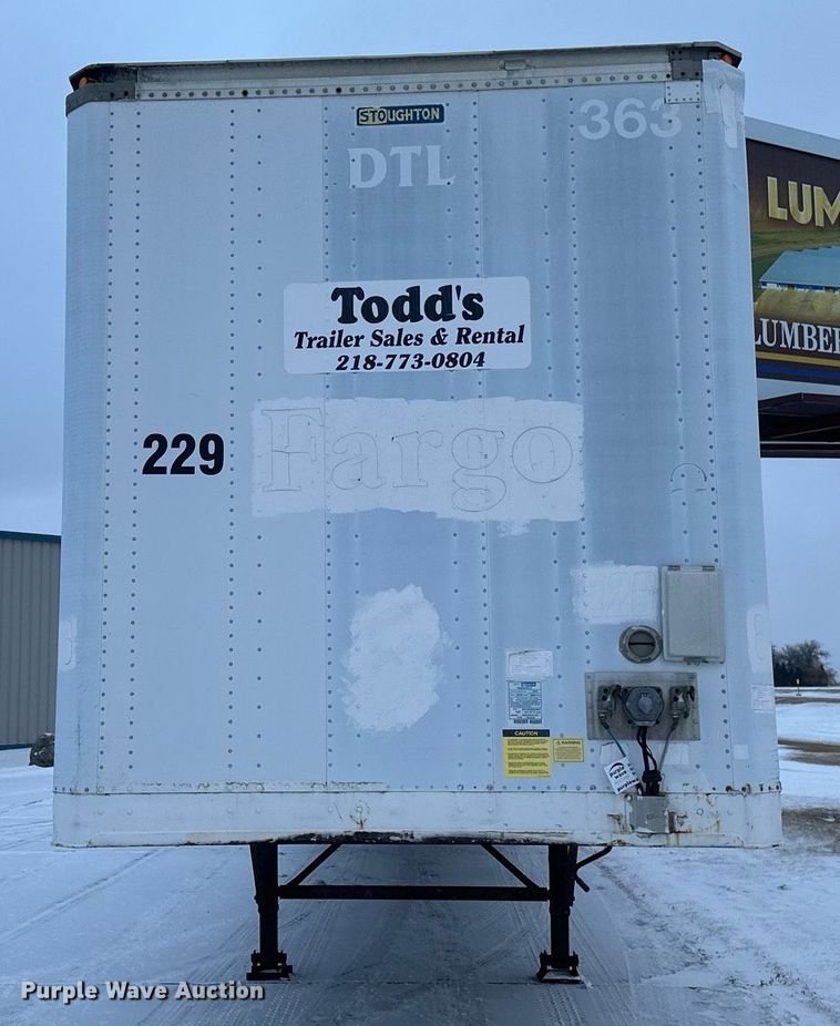 image for item DN0939 2002 Stoughton  AVW-535T-S-C-AR dry van trailer