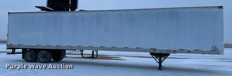 image for item DN0939 2002 Stoughton  AVW-535T-S-C-AR dry van trailer