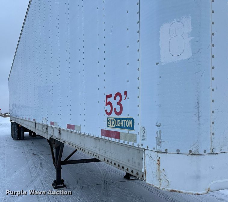image for item DN0939 2002 Stoughton  AVW-535T-S-C-AR dry van trailer