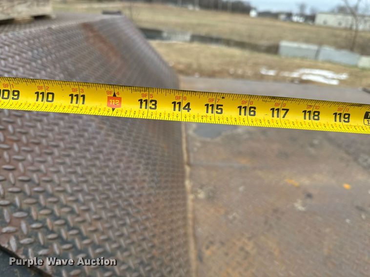 image for item DO0226 1985 Trail King 1965-1350 hydraulic tail equipment trailer