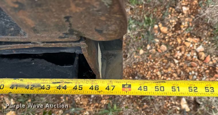 image for item DO0226 1985 Trail King 1965-1350 hydraulic tail equipment trailer