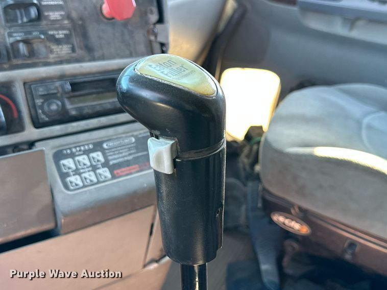 image for item DP6093 1998 Freightliner FLC112 semi truck