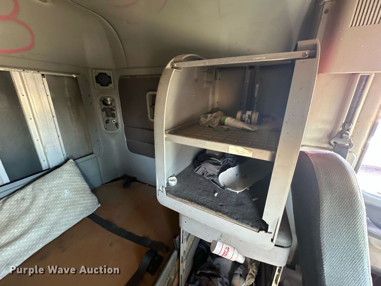 image for item DP6093 1998 Freightliner FLC112 semi truck