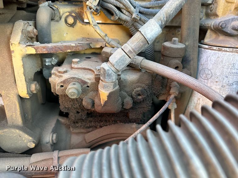 image for item DP6093 1998 Freightliner FLC112 semi truck