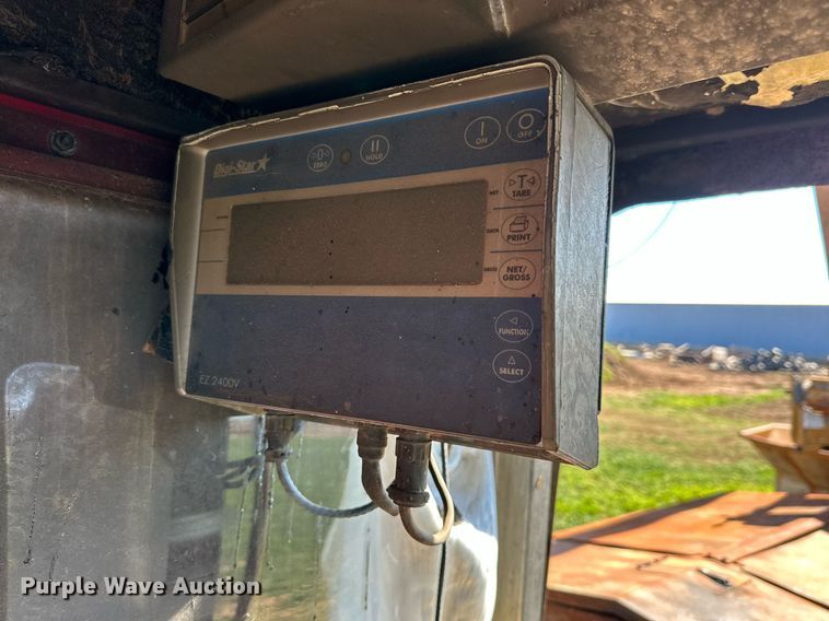 image for item DP6097 2003 Peterbilt 378 semi truck