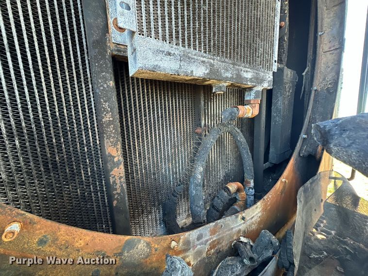 image for item DP6097 2003 Peterbilt 378 semi truck