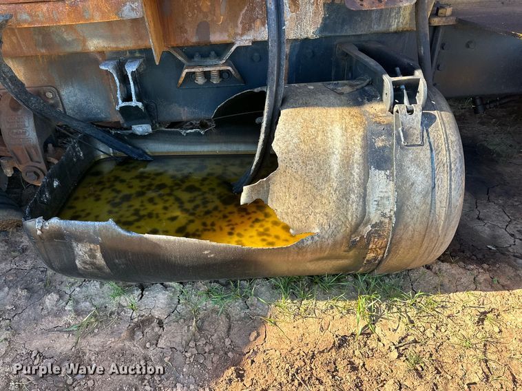 image for item DP6097 2003 Peterbilt 378 semi truck