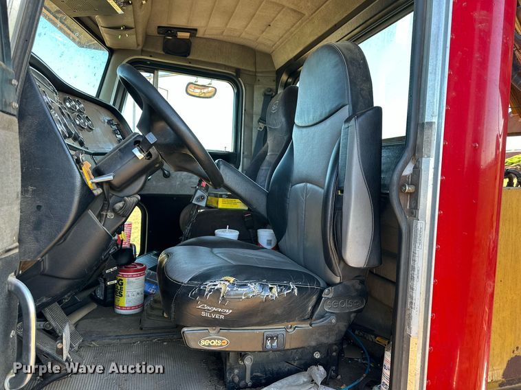 image for item DP6097 2003 Peterbilt 378 semi truck