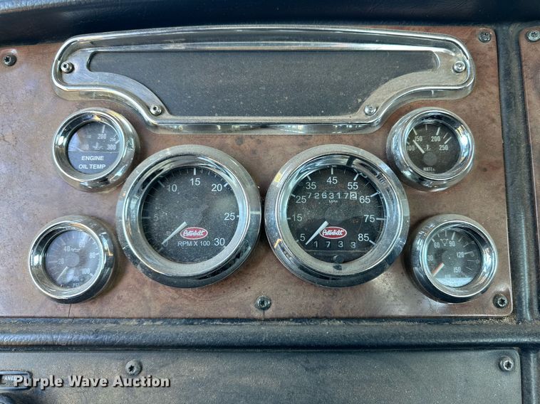 image for item DP6097 2003 Peterbilt 378 semi truck