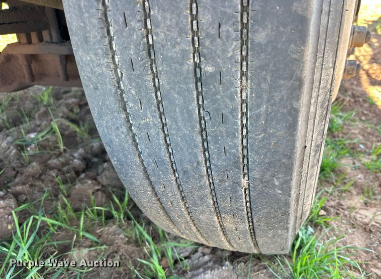 image for item DP6097 2003 Peterbilt 378 semi truck