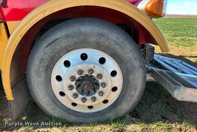 image for item DP6097 2003 Peterbilt 378 semi truck