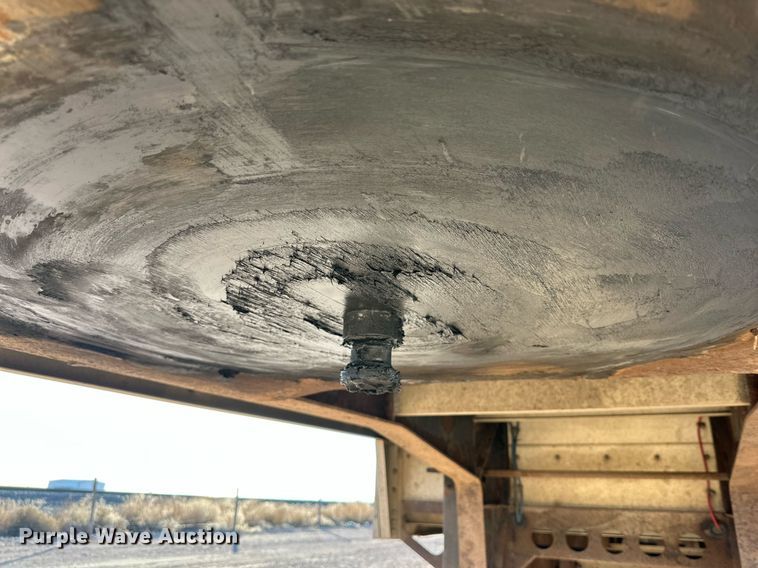 image for item DP6103 2009 Wilson drop deck trailer