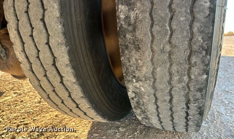 image for item DP6103 2009 Wilson drop deck trailer