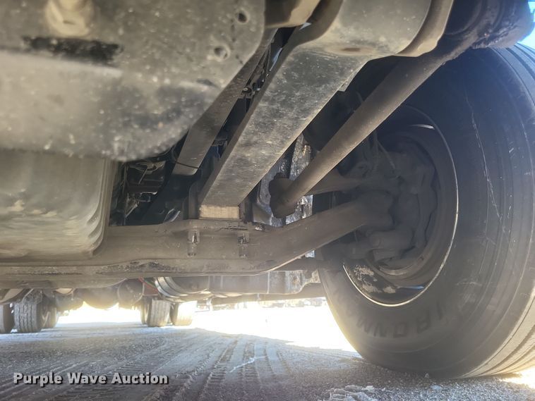 image for item DS5184 2020 Freightliner Cascadia 116 semi truck