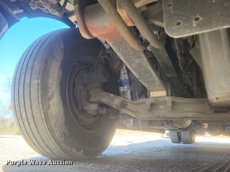 image for item DS5184 2020 Freightliner Cascadia 116 semi truck