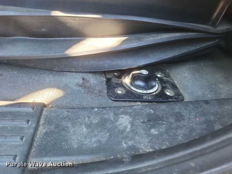 image for item DS5184 2020 Freightliner Cascadia 116 semi truck