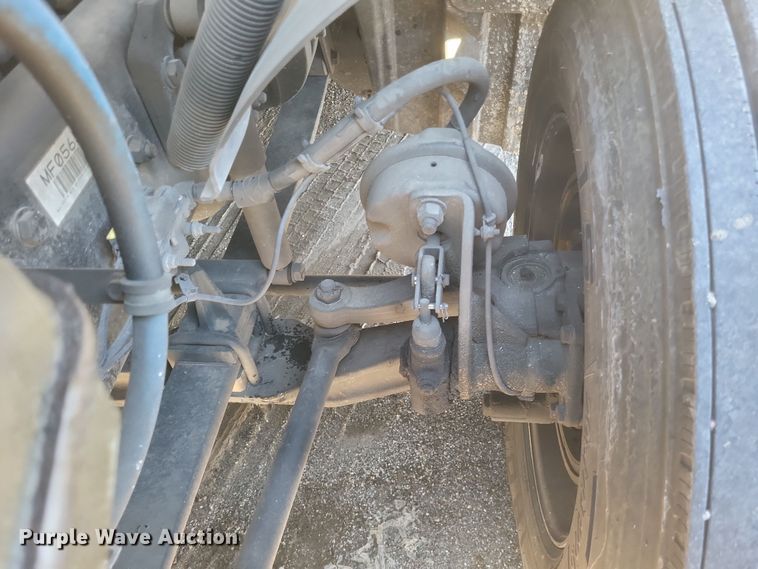 image for item DS5184 2020 Freightliner Cascadia 116 semi truck