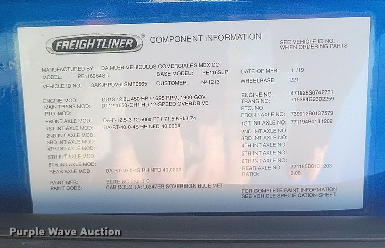 image for item DS5184 2020 Freightliner Cascadia 116 semi truck