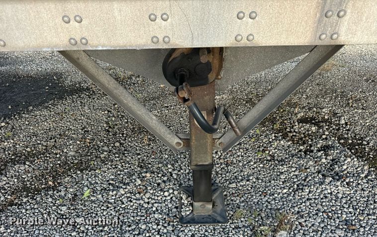 image for item DT2130 2012 Vanguard VXP dry van trailer