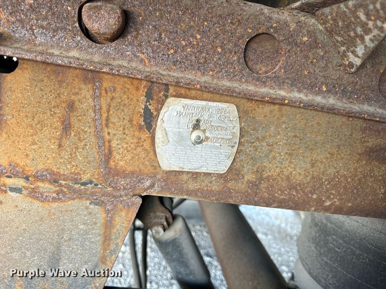 image for item DT2130 2012 Vanguard VXP dry van trailer