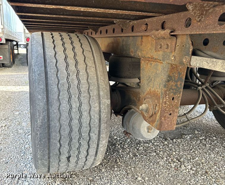 image for item DT2130 2012 Vanguard VXP dry van trailer