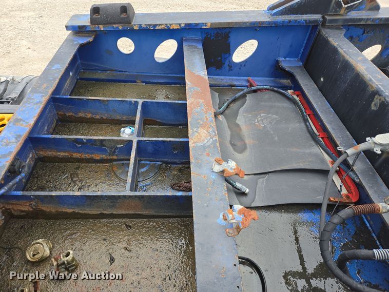 image for item DT5429 1977 Load King 804 DRB lowboy equipment trailer