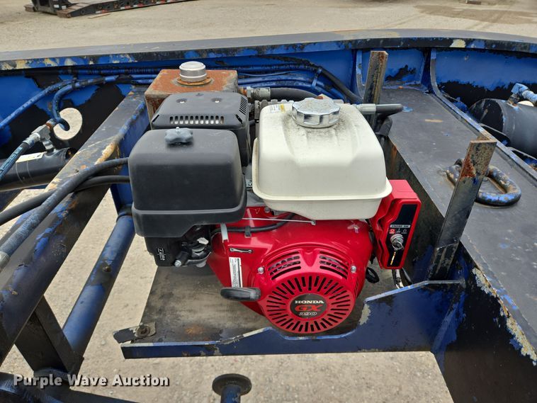 image for item DT5429 1977 Load King 804 DRB lowboy equipment trailer