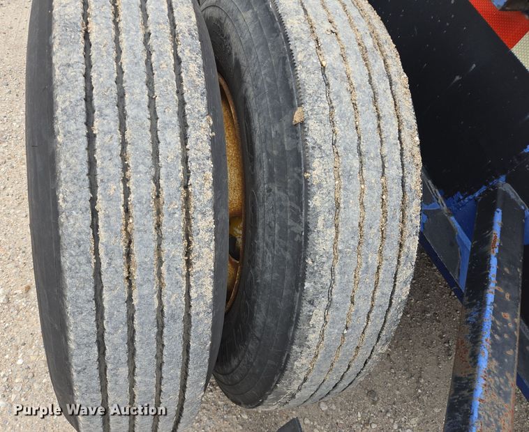 image for item DT5429 1977 Load King 804 DRB lowboy equipment trailer