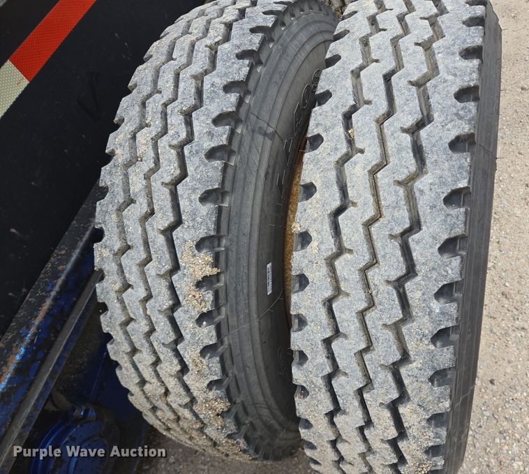 image for item DT5429 1977 Load King 804 DRB lowboy equipment trailer