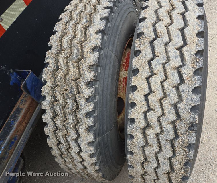 image for item DT5429 1977 Load King 804 DRB lowboy equipment trailer