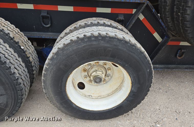 image for item DT5429 1977 Load King 804 DRB lowboy equipment trailer