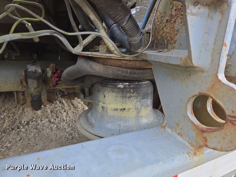 image for item DT5431 1998 X-L Specialized Trailers double drop deck equipment trailer