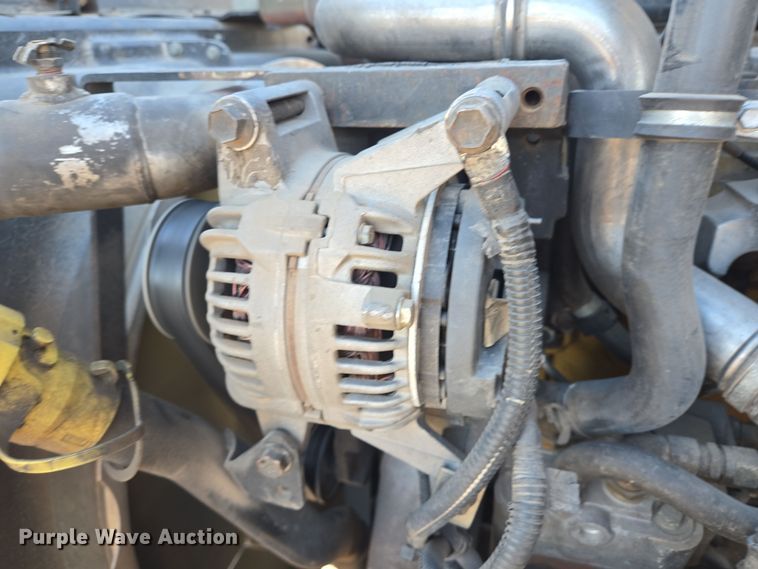 image for item DT5455 2014 Caterpillar CT660L semi truck