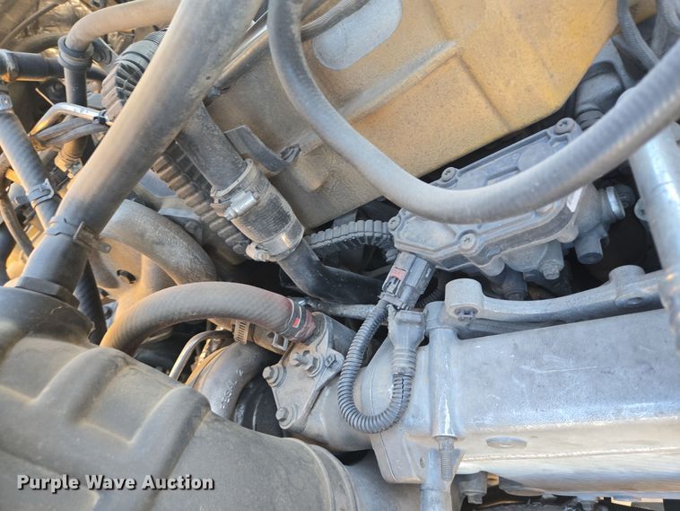 image for item DT5455 2014 Caterpillar CT660L semi truck