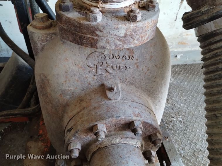 image for item DV6627 1998 International 9400 box truck with mud mixing system