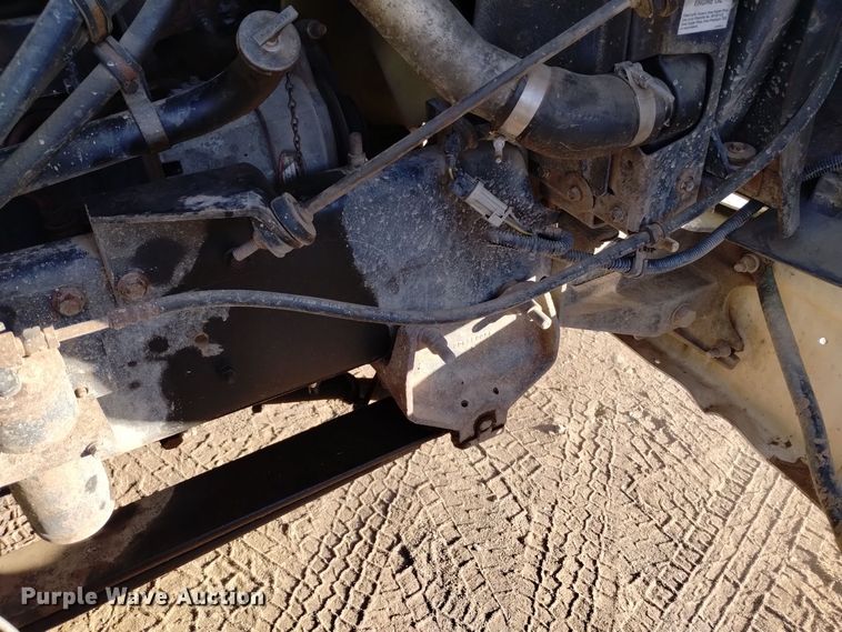 image for item DV6627 1998 International 9400 box truck with mud mixing system