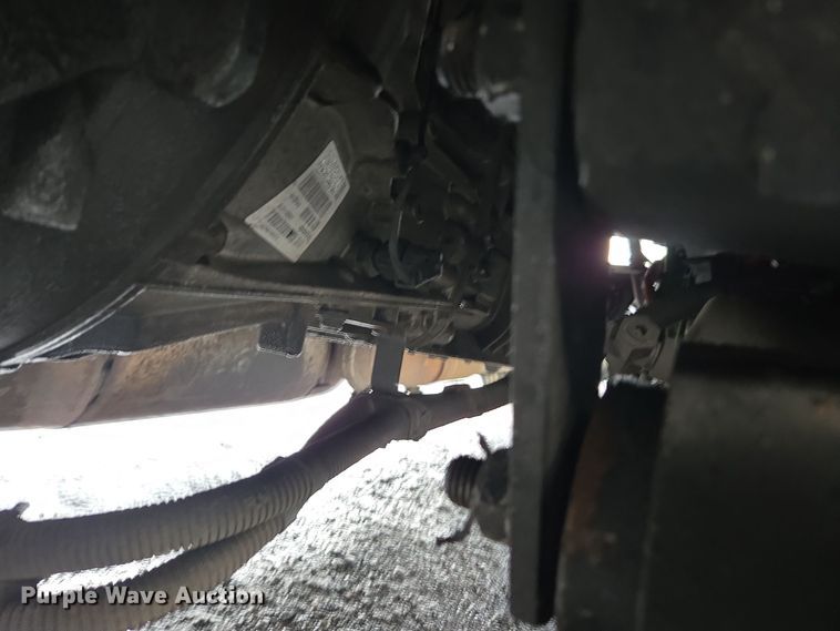 image for item DW1750 2015 Freightliner Cascadia semi truck