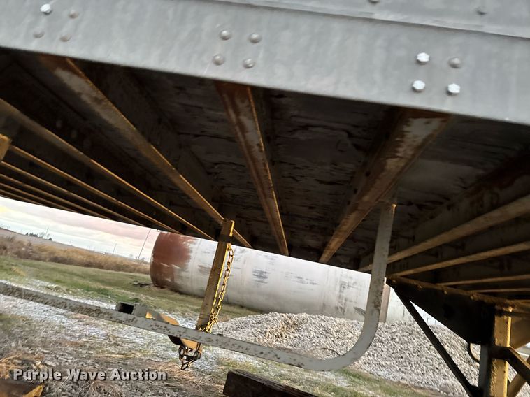 image for item DW2462 1985 Great dane 7510TJL dry van trailer