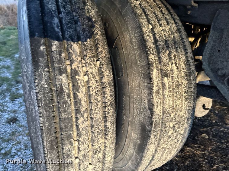 image for item DW2462 1985 Great dane 7510TJL dry van trailer