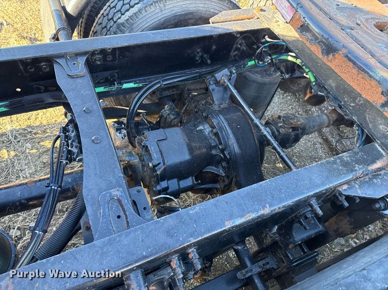 image for item DX1429 2007 Sterling A9500 semi truck