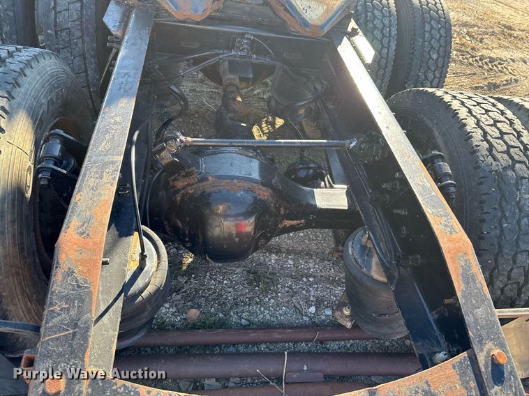 image for item DX1429 2007 Sterling A9500 semi truck