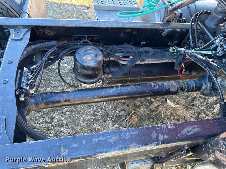 image for item DX1429 2007 Sterling A9500 semi truck